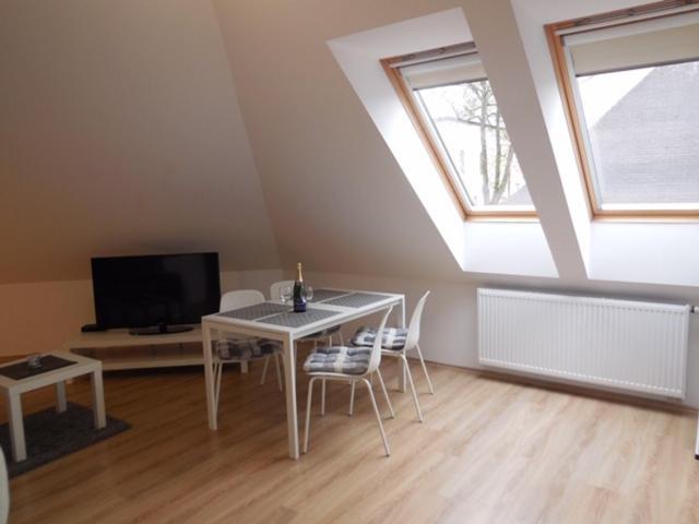 Apartman Kamenice Kamenice nad Lipou Exterior foto